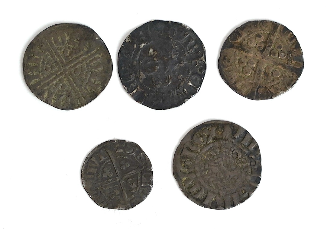 British hammered silver coins, two Henry III (1216-72) Long cross pennies, about VF, 1.28g, fine, 1.21g, and two Edward I (1272-1307) Long cross pennies, the first creased fine, 1g, the second creased otherwise fine, 1.1